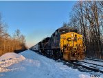 CSX 351 on Q363